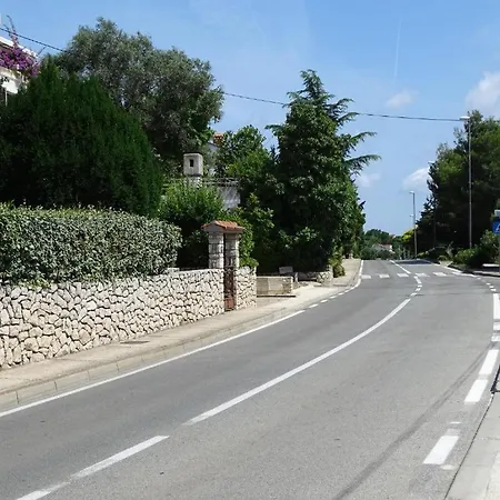 Апартаменты Losinj *