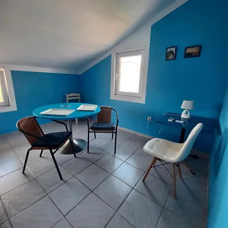 Losinj Apartman *