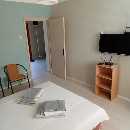Losinj Apartman *