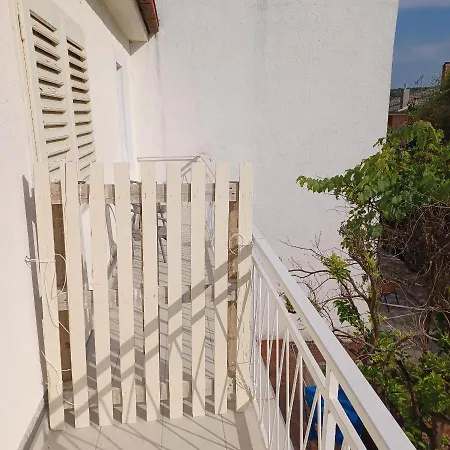 Losinj Apartment *