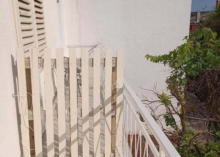 Losinj Apartman *